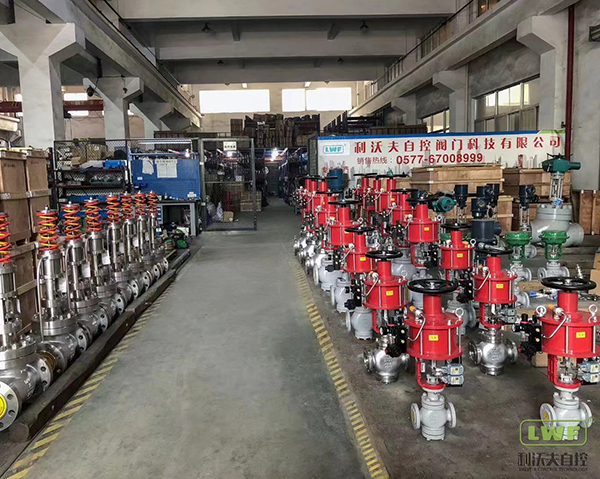 電動香蕉视频污在线观看門車間展示